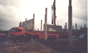 Fa. Glckle und Fa. Scheder bei der Montage der Betonfertigteile