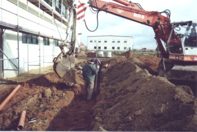 Baggerarbeiten am Auenkanal